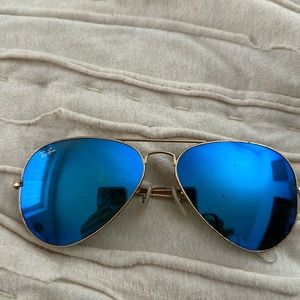 Ray ban aviators